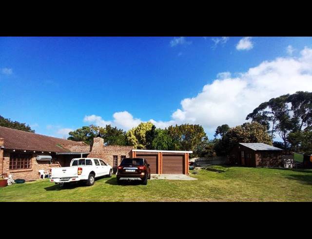 4 BEDROOM HOUSE RENTED IN CHARLO